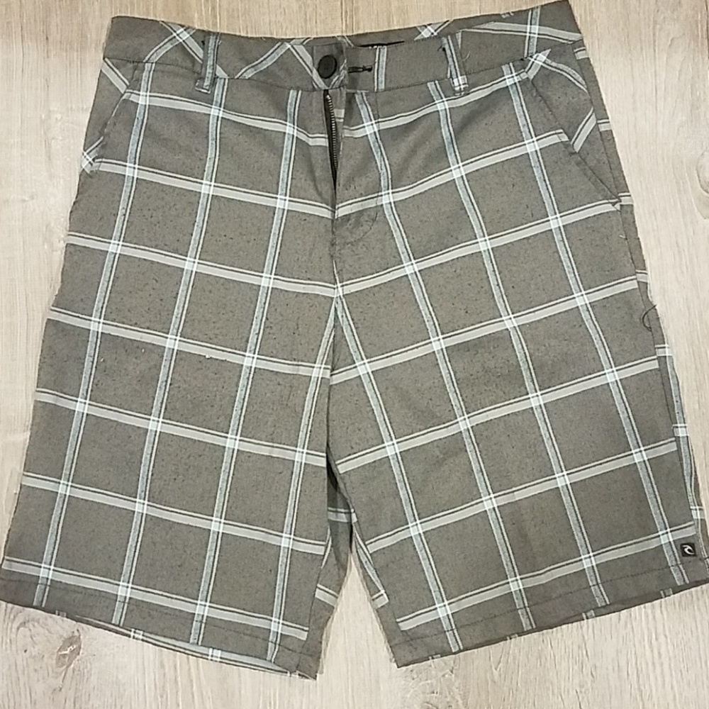 Men's Ripcurl plaid shorts size 34
